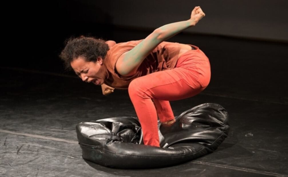 Subasta del Mov, siete piezas de danza que confrontan los deseos humanos