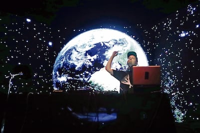 Gozan de 90 minutos de hipnosis musical con DJ Shadow