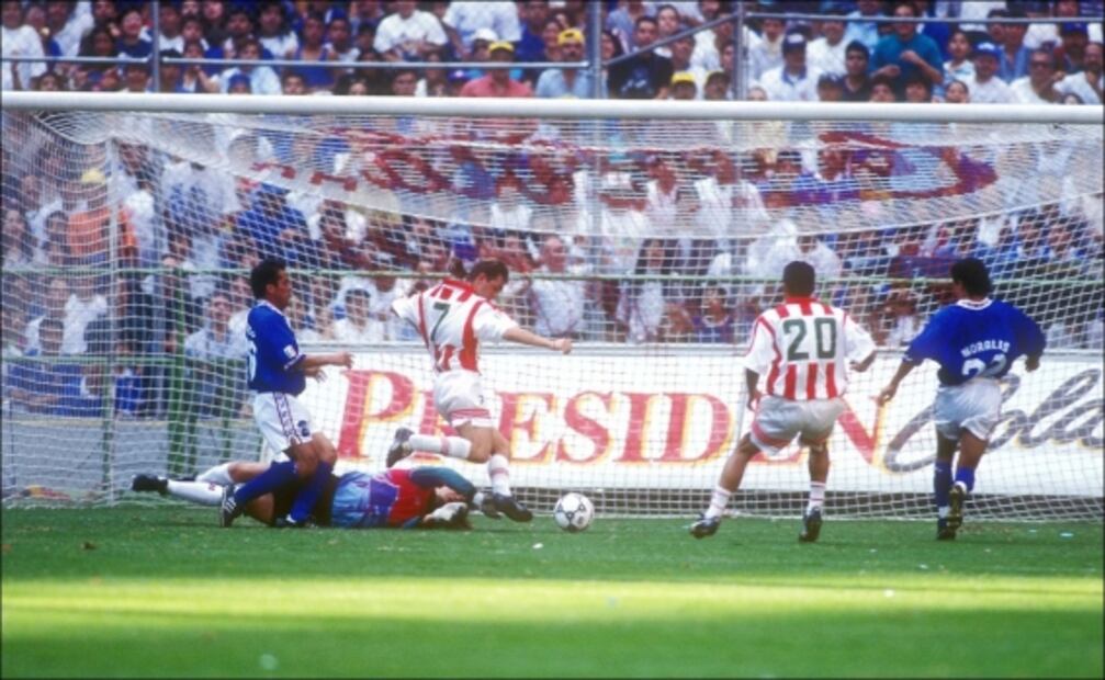 Guillermo Álvarez Cuevas y su gestión en Cruz Azul