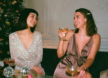 Looks para brillar en tu cena navideña en casa