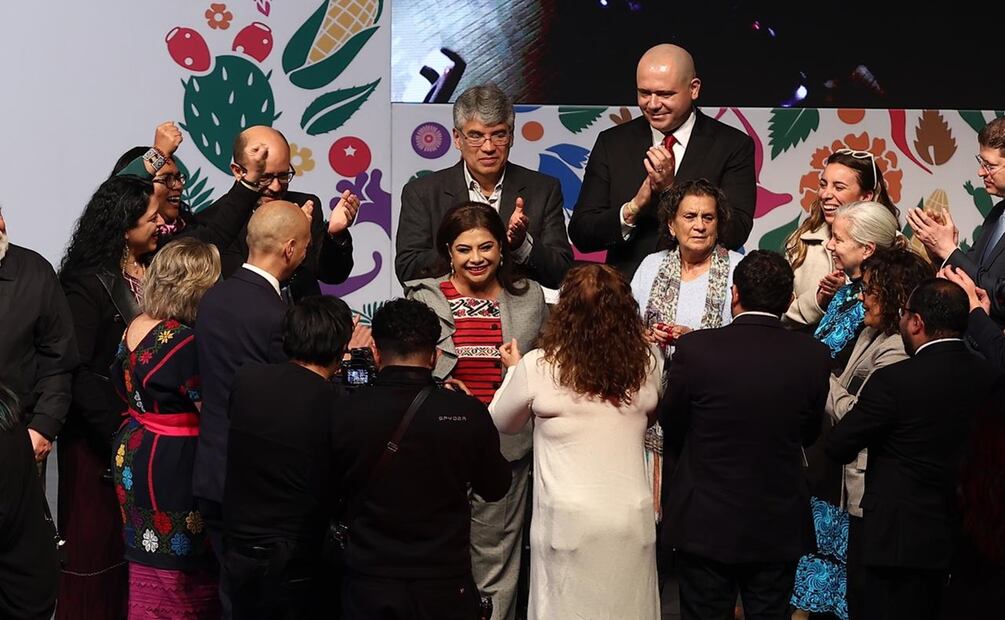 Luchamos por la felicidad del pueblo y han sido 100 días de acciones y compromisos cumplidos, dice Brugada. Foto: Berenice Fregoso
