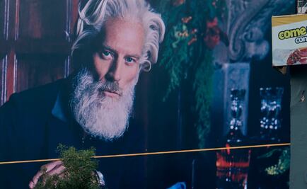 Un sexy "Mr. Claus" enciende la Navidad