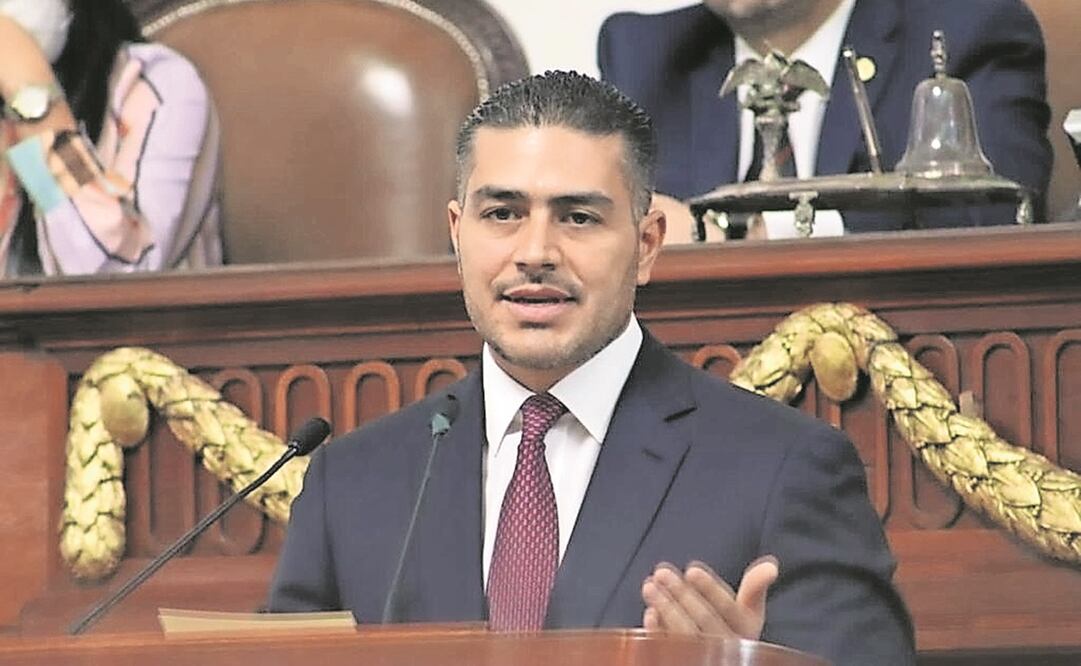 Omar García Harfuch enfatizó que es necesario brindar una oportunidad de profesionalización al personal de seguridad. Foto: Especial.