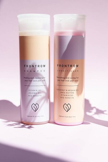 Cómo lavarte el pelo correctamente y mucho mejor que en el salón