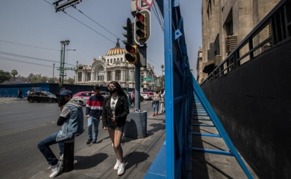 El 8M, vacunas y reapertura de museos, entre las fotos de la semana