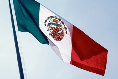 “La Bandera, forma hermosa, sublime y solemne”