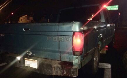 Hallan 5 cuerpos baleados en camioneta abandonada en Uruapan