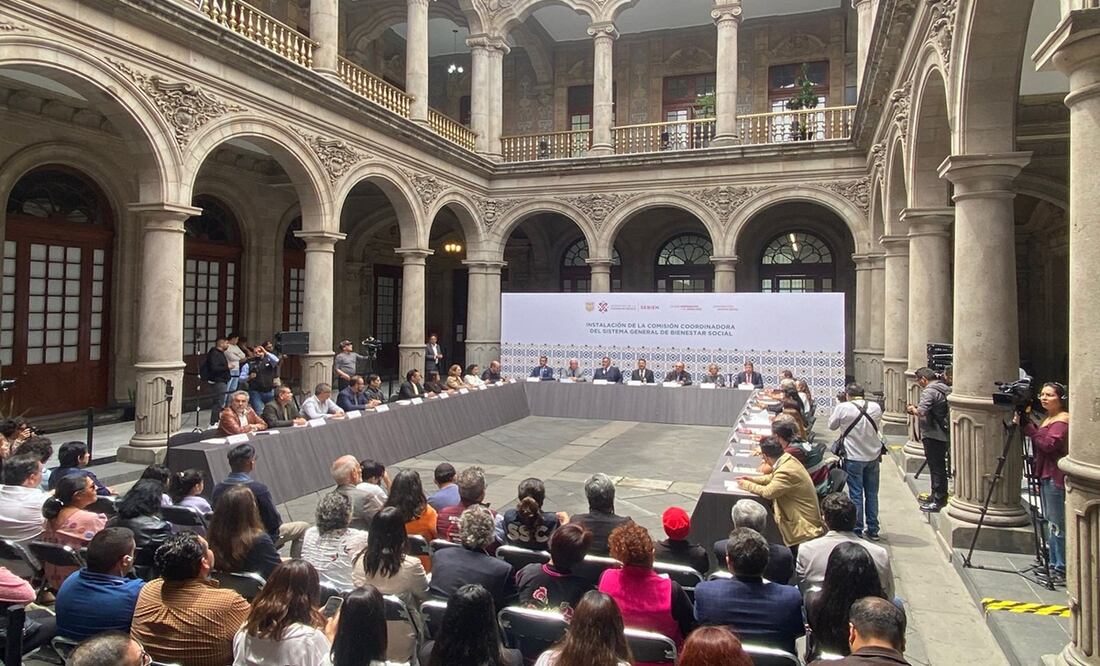 Martí Batres urge al Congreso Local a regular aumento de rentas según inflación y no al 10%. Foto: Alberto Acosta