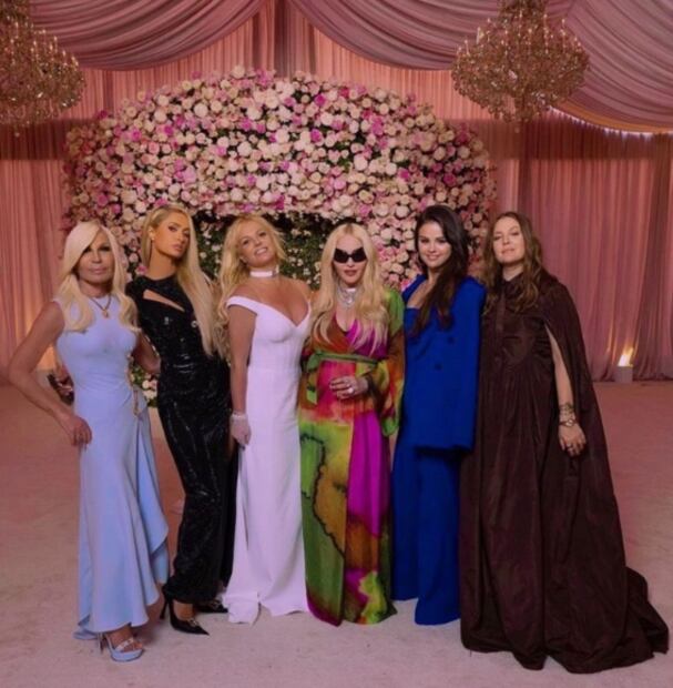 Selena Gomez cumple el sueño de una fan con cáncer terminal 