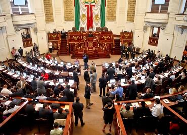 Asambleístas donarán recursos a causas sociales