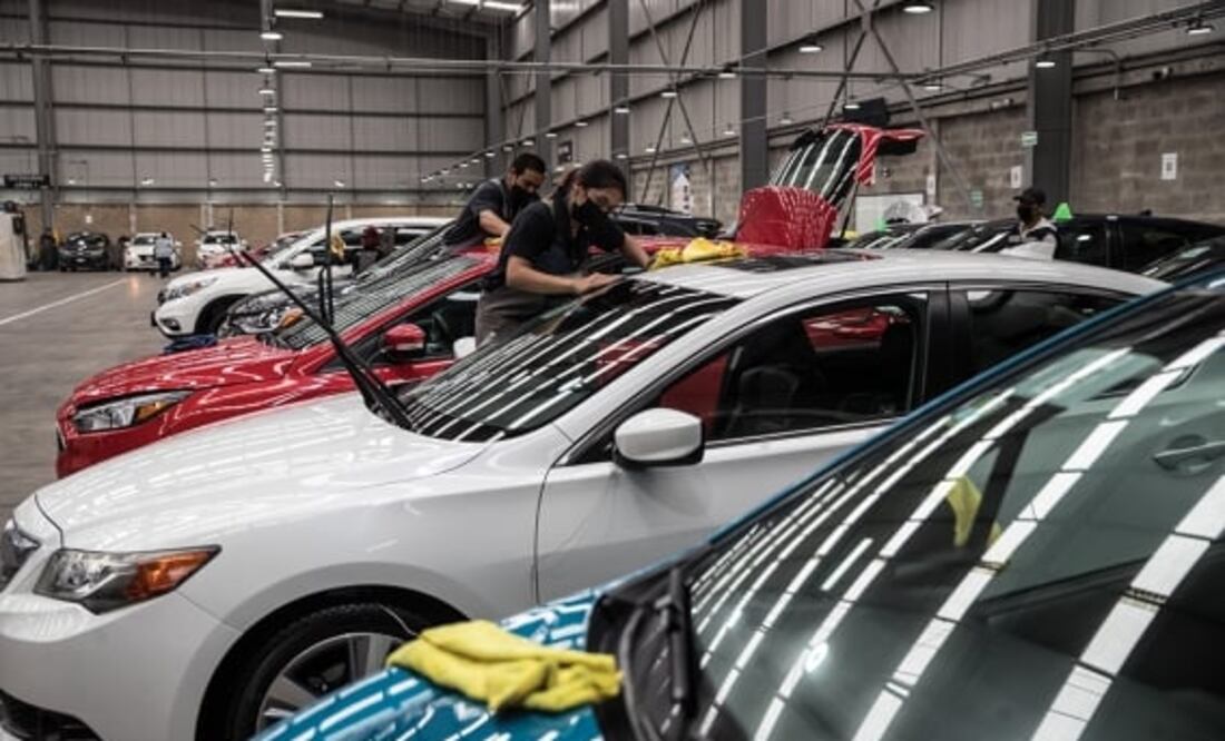 Directivos de BBVA señalaron que la venta de autos en México se mantiene con buenas expectativas y sin indicios de desaceleración. Foto: Archivo/El Universal