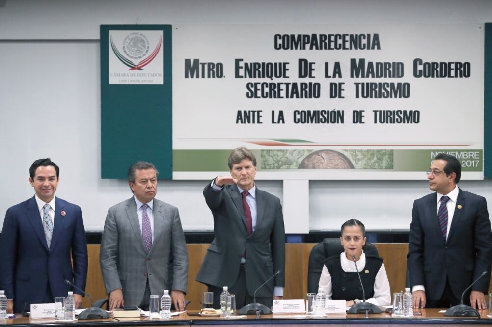 Enrique de la Madrid Cordero, secretario de Turismo, ayer durante su comparecencia ante diputados (JUAN CARLOS REYES. EL UNIVERSAL)