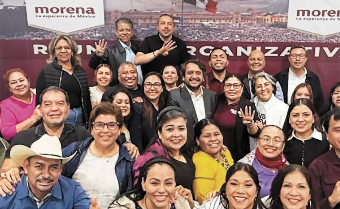 El 20 de abril López Beltrán se reunió en las oficinas del CEN de Morena con algunos de los diputados federales que lo acompañarán. Foto: Especial