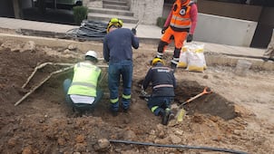 Se registra fuga de gas natural en Lomas de Chapultepec; trabajadores golpearon accidentalmente línea subterránea durante trabajos de drenaje