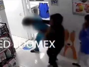 VIDEO: "Venimos de parte del CJNG. ¡Ábreme!", cae presunto extorsionador a veterinaria en Tlalnepantla