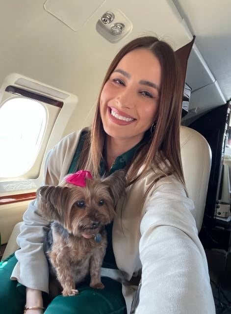 Cynthia Rodríguez despide a Mía, su perrita.