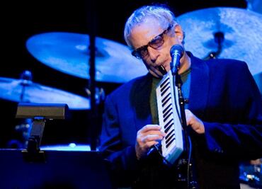 Arrestan al músico Donald Fagen por supuesta agresión
