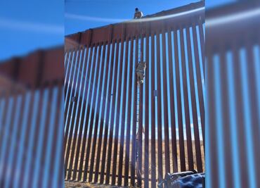 Patrulla Fronteriza detiene a cinco migrantes en Arizona; cruzaban el muro colgados de una cuerda