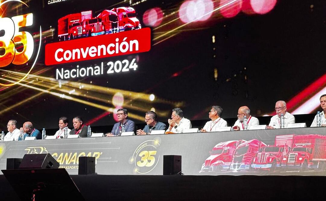 Inauguración de la Convención Nacional de la Cámara Nacional del Autotransporte de Carga (Canacar) 2024. Foto: X @CANAPAT