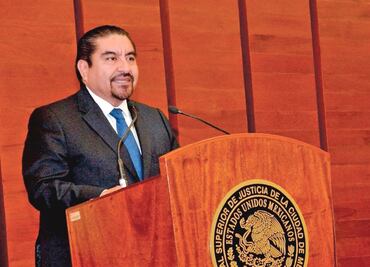 Giran órdenes de aprehensión a 5 policías por robo de $500 mil