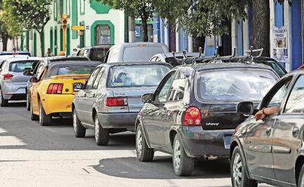 Este miércoles 8 de julio no circulan autos con engomado rojo