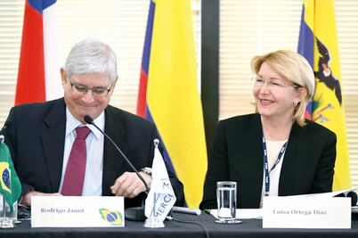 Tengo prueba en contra de Maduro, dice ex fiscal