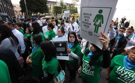 Organización provida se manifiesta contra el aborto en Congreso del Edomex 