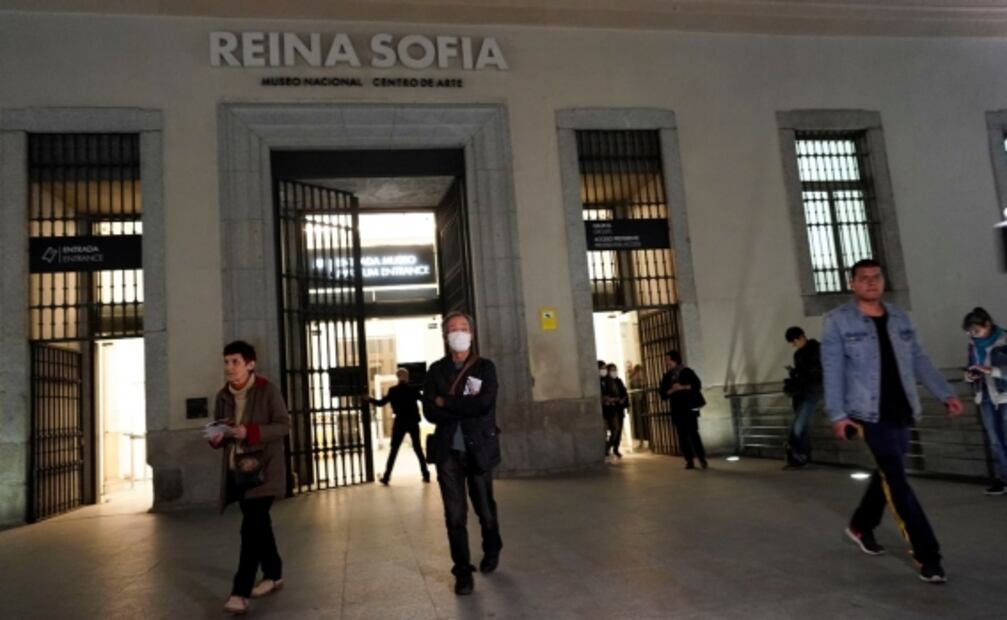 Coronavirus obliga el cierre de museos y altera el calendario del arte