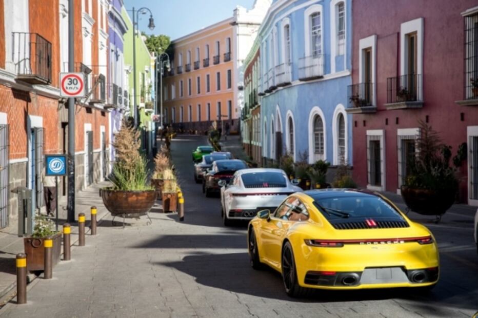Porsche presenta la nueva generación del 911 en México