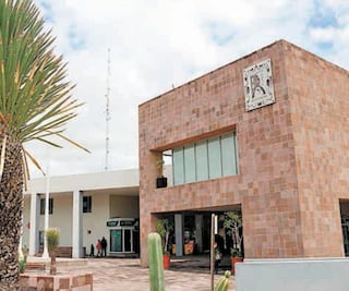 Gobiernos cancelan eventos masivos