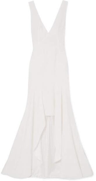 ¿Una novia con velo rosa? Conoce a la mujer que está arrasando en Instagram