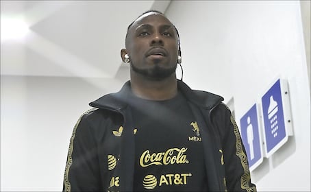 Julián Quiñones ya está en México para reportar con el Tri de Javier Aguirre