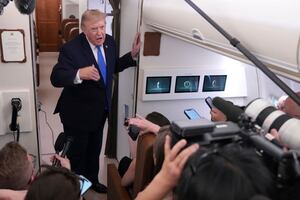 Trump lucra ahora con Truth Social; vende sus mensajes anticipados por 100 mil dólares