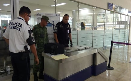 Incautan 140 dólares a hombre en aeropuerto de Chiapas