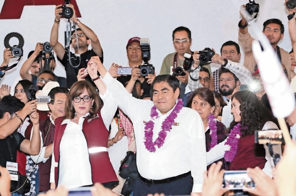 Miguel Barbosa inició su campaña en el Centro Expositor de Puebla, recinto icónico de los encuentros empresariales durante los gobiernos panistas. (OMAR CONTRERAS. EL UNIVERSAL)