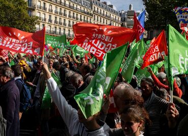 Protestan en Francia contra la reproducción asistida a lesbianas