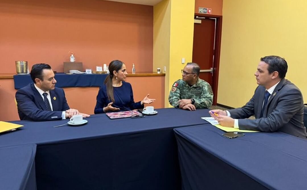 La mandataria encabezó una reunión de Seguridad con los alcaldes de Acámbaro y de Jerécuaro. Foto: @LibiaDennise