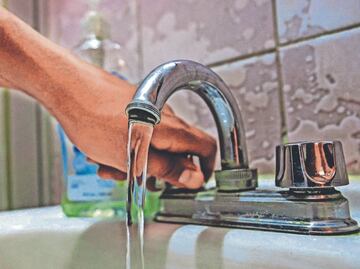 Proponen tipificar como delito el despojo de agua en la CDMX; sugieren castigarlo con hasta 10 años de cárcel