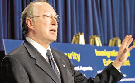 “No podemos dejar que relación México-EU se vaya al abismo”, dice Ken Salazar