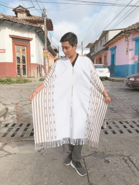 Además de Fashion Week, diseñador tzotzil dará conferencia en Harvard