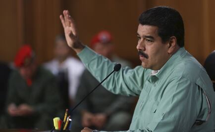 Reta Maduro al nuevo Parlamento a intentar revocarlo