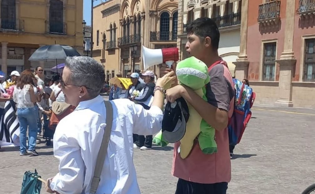 Marchan en para exigir medicamentos contra el cáncer en Guanajuato (10/08/2025). Foto: Xóchitl Álvarez / EL UNIVERSAL