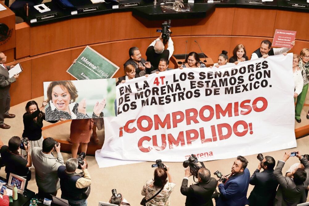 Tras aprobarse la reforma educativa, la bancada de Morena en la Cámara Alta afirmó que es un “compromiso cumplido”. Foto: BERENICE FREGOSO. EL UNIVERSAL