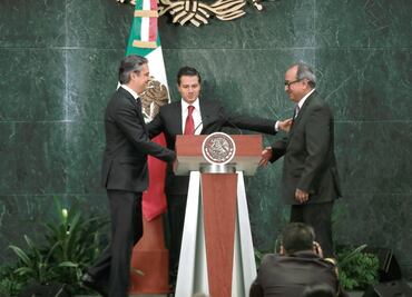 Deja Nuño la SEP; va a campaña de Meade