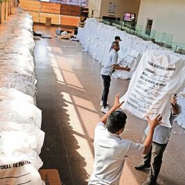 Panameños eligen hoy a su presidente y a diputados