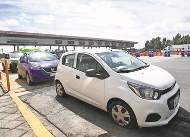 Pagan cuota y terminan con llantas ponchadas