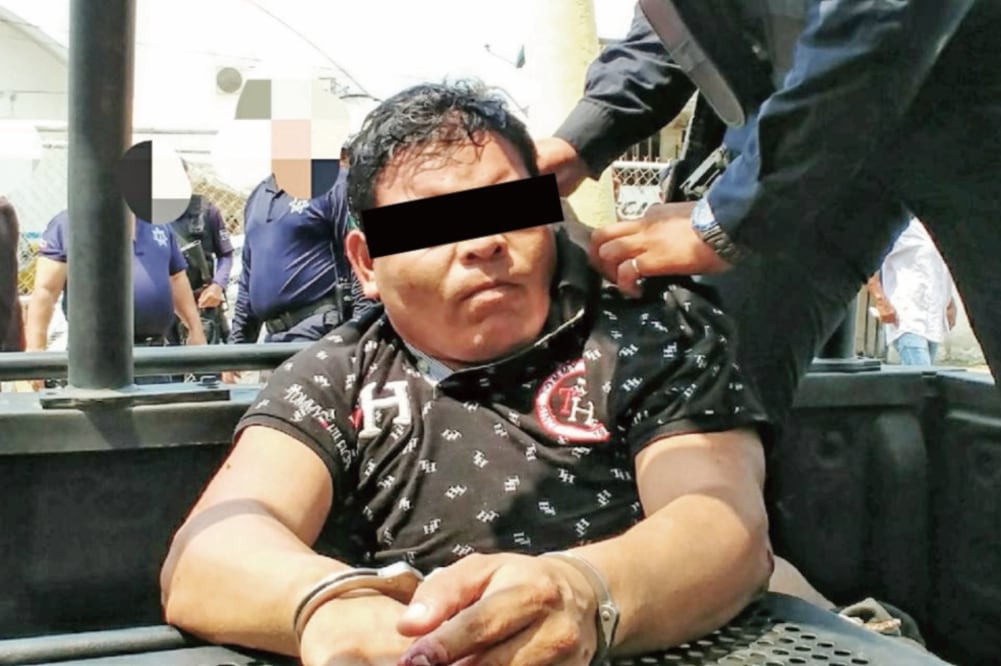 En la imagen, uno de los dos presuntos asaltantes que fueron detenidos, a quienes les confiscaron una motocicleta. Autoridades informaron que se investiga la relación de estos individuos con más delitos en la entidad. Foto: CORTESÍA