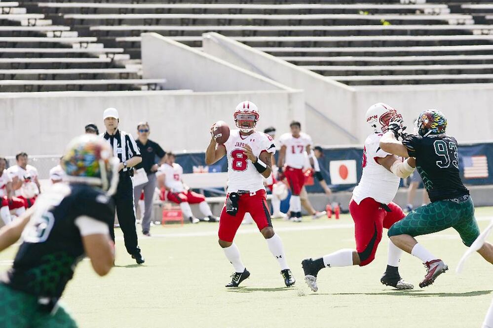 El quarterback del conjunto asiático, Tetsuo Takata (8), completó 17 de 24 pases para 223 yardas y tres touchdowns; fue el mejor jugador del encuentro (CORTESÍA JOE FROLLO. IFAF)