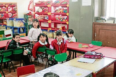 Pide PRD suspender entrega de tabletas