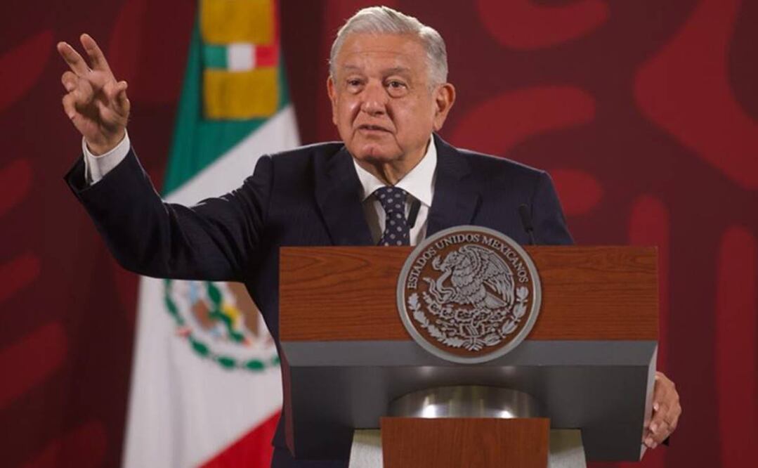 Andrés Manuel López Obrador compartió los requisitos para autorizar la venta de Banamex. Foto: Germán Espinosa/EL UNIVERSAL